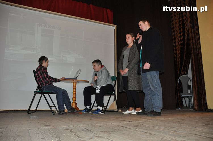 Jasełka w wykonaniu uczniów i nauczycieli z ZSS w Szubinie