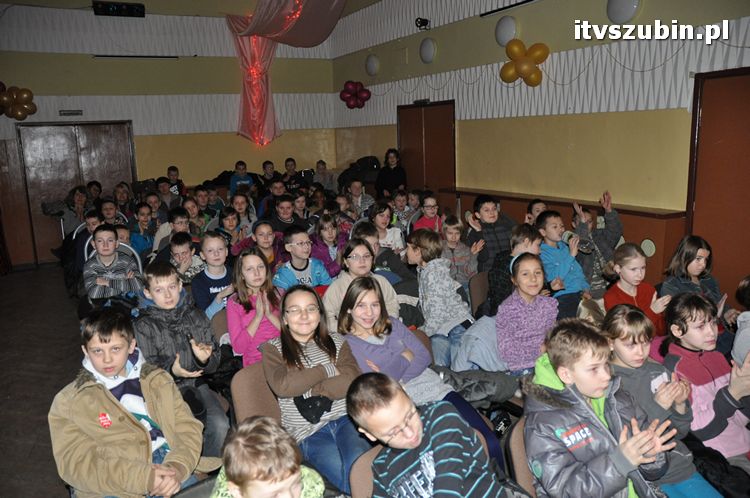 Jasełka w wykonaniu uczniów i nauczycieli z ZSS w Szubinie