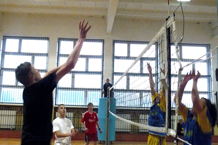 Gminne Zawody w Piłce Siatkowej Chłopców Szkół Ponadgimnazjalnych