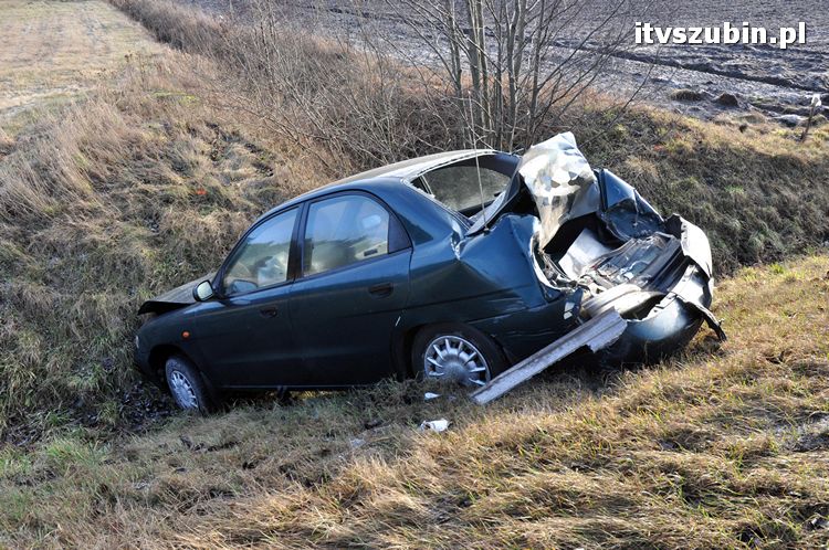 Wypadek trzech samochodów na krajowej 5, dwie osoby trafiły do szpitala