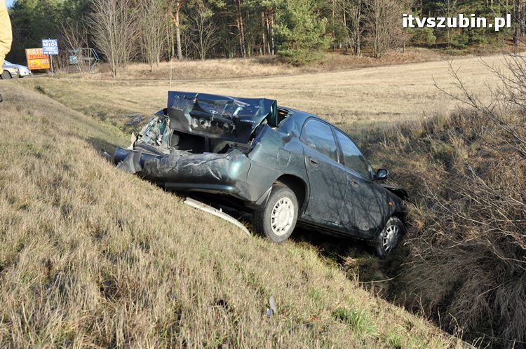 Wypadek trzech samochodów na krajowej 5, dwie osoby trafiły do szpitala