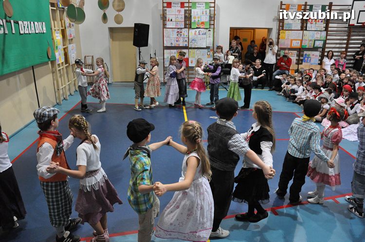 Święto Babci i Dziadka w Szkole Podstawowej nr 2 w Szubinie