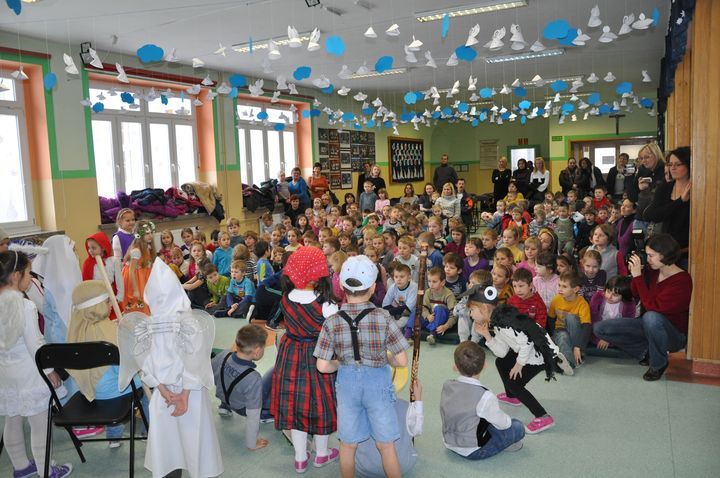 Bajkowe Jasełka w Szkole Podstawowej nr 1