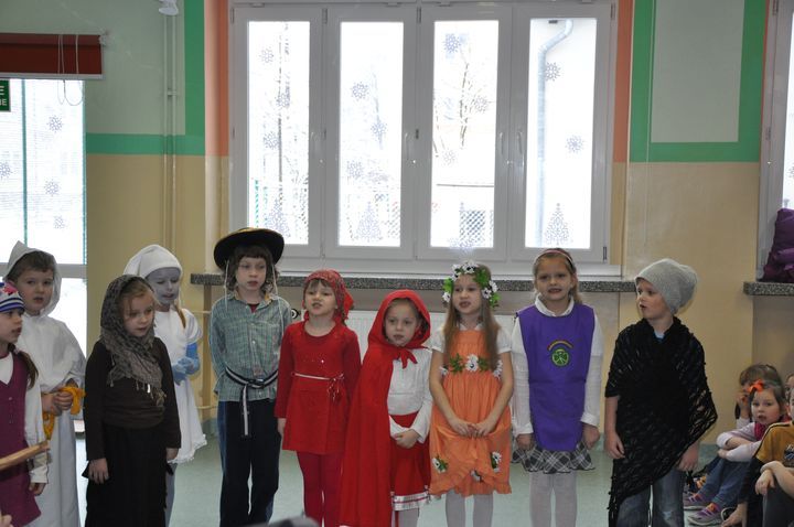 Bajkowe Jasełka w Szkole Podstawowej nr 1