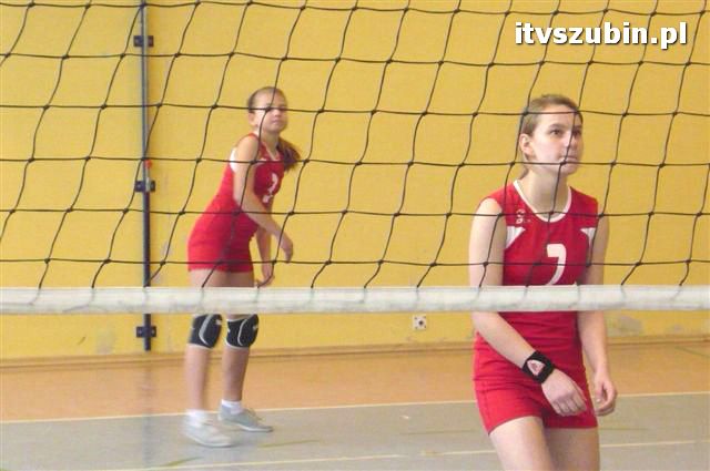 Ćwierćfinał wojewódzki w Mini Piłce Siatkowej z udziałem SP Królikowo