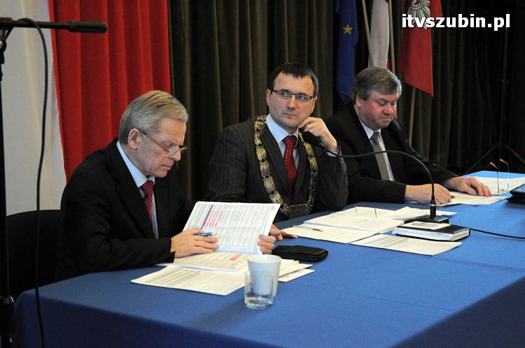 XV Sesja Rady Powiatu w Nakle nad Notecią - fotorelacja