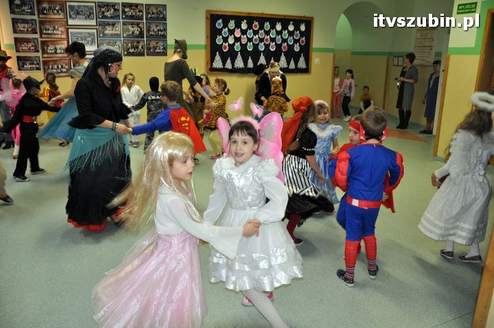 Bal Karnawałowy w SP 1 w Szubinie - klasy 