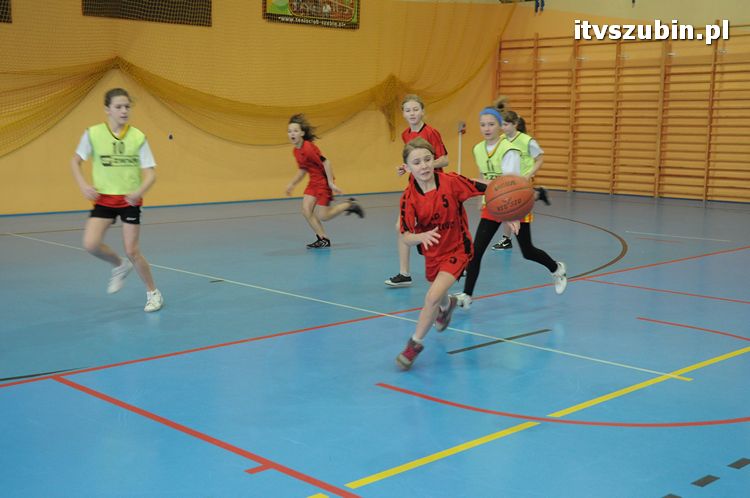 Mistrzostwa Gminy Szubin w Mini Piłce Koszykowej Dziewcząt
