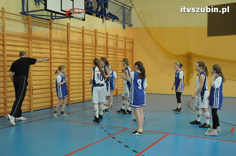 Mistrzostwa Gminy Szubin w Mini Piłce Koszykowej Dziewcząt