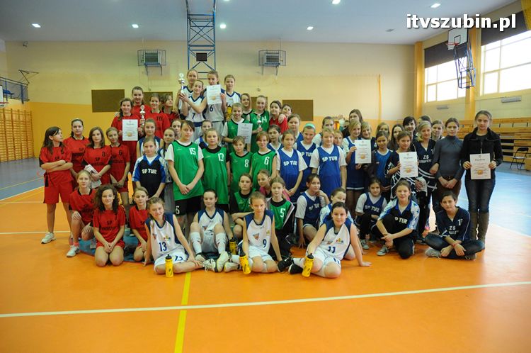 Mistrzostwa Gminy Szubin w Mini Piłce Koszykowej Dziewcząt