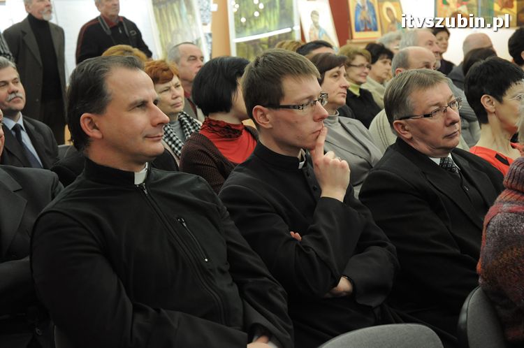 Wystawa ?Zeit ? Time ? Czas ? Amser? w szubińskim muzeum