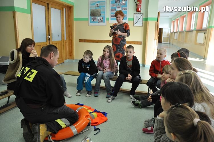 SP nr 1 w Szubinie gościła strażaków w ramach akcji 