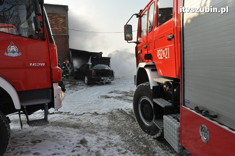 Pożar samochodu w Wąsoszu