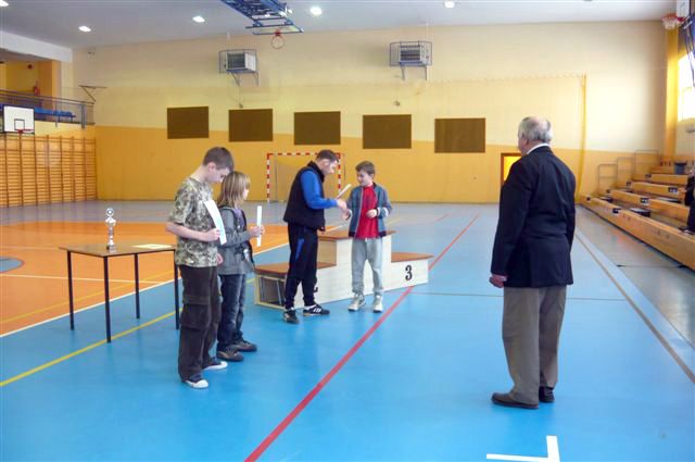 Halowy Turniej Piłki Nożnej o Puchar Dyrektor MZOSiR w Szubinie