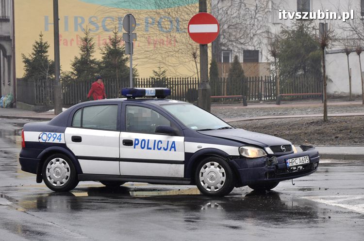 Zdarzenie drogowe z udziałem radiowozu