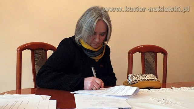 Pierwsze umowy podpisane