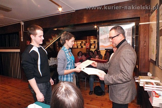 I LO w Szubinie wygrywa konkurs wiedzy historycznej o Powstaniu Wielkopolskim