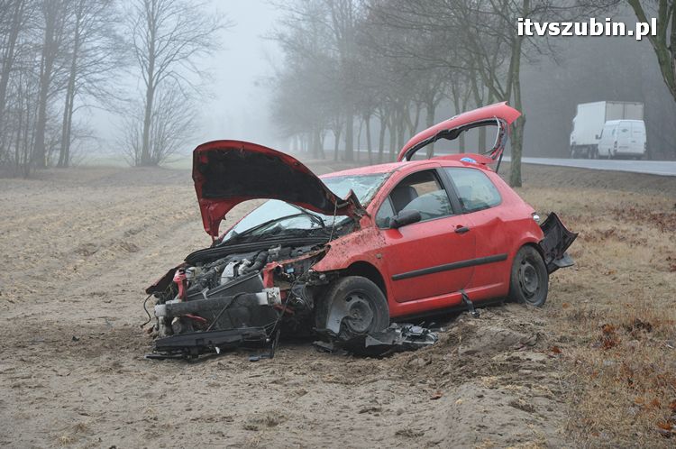 Parkowanie na polu przy krajowej 5