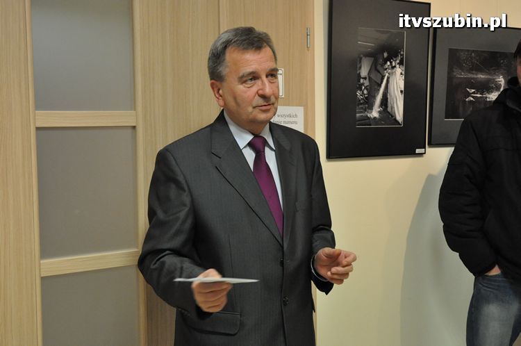 Wernisaż Klubu Miłośników Fotografii Flesz w RBP