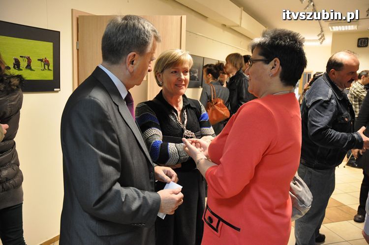 Wernisaż Klubu Miłośników Fotografii Flesz w RBP