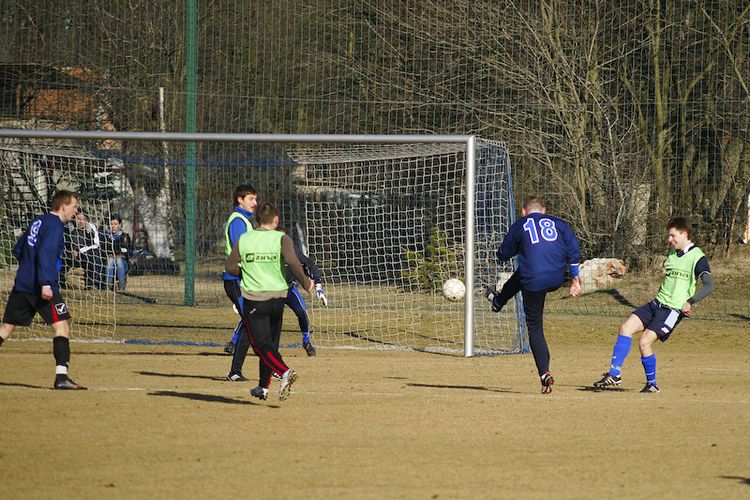 Mecz sparingowy - LKS Szubinianka Szubin - MGLKS Victoria Koronowo