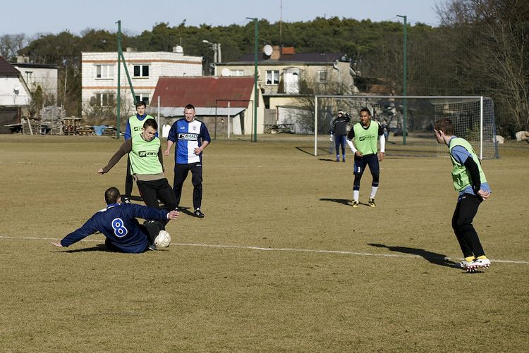 Mecz sparingowy - LKS Szubinianka Szubin - MGLKS Victoria Koronowo