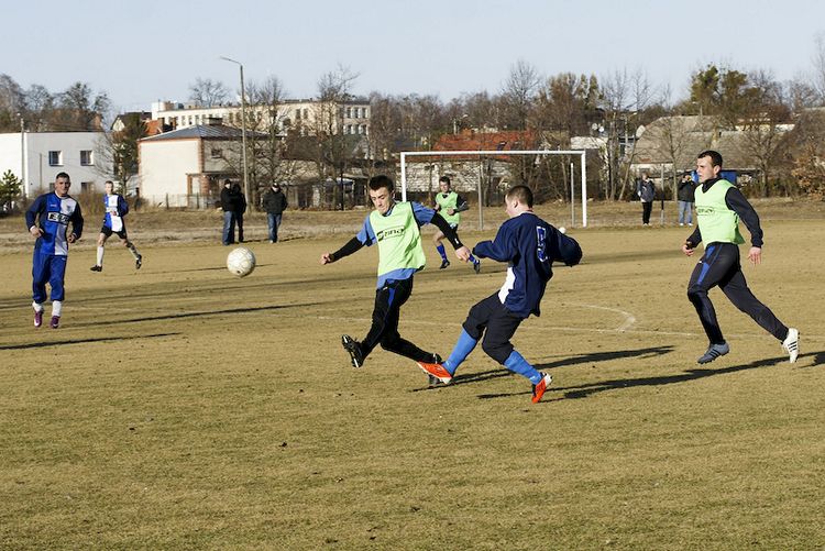 Mecz sparingowy - LKS Szubinianka Szubin - MGLKS Victoria Koronowo