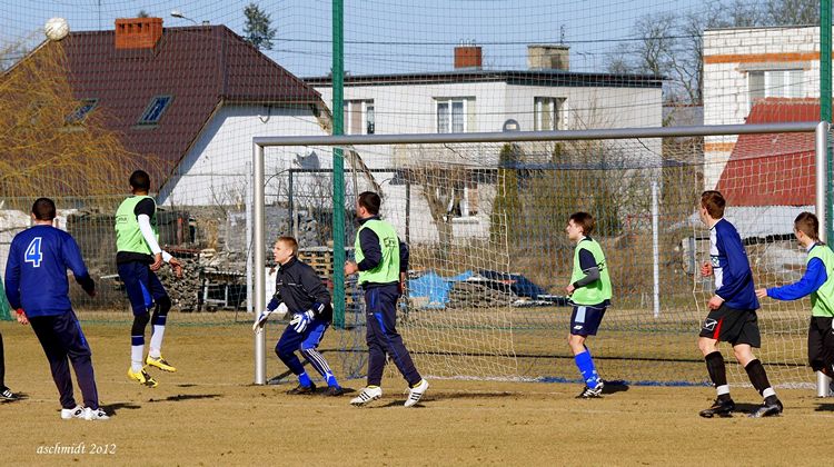 Mecz sparingowy - LKS Szubinianka Szubin - MGLKS Victoria Koronowo