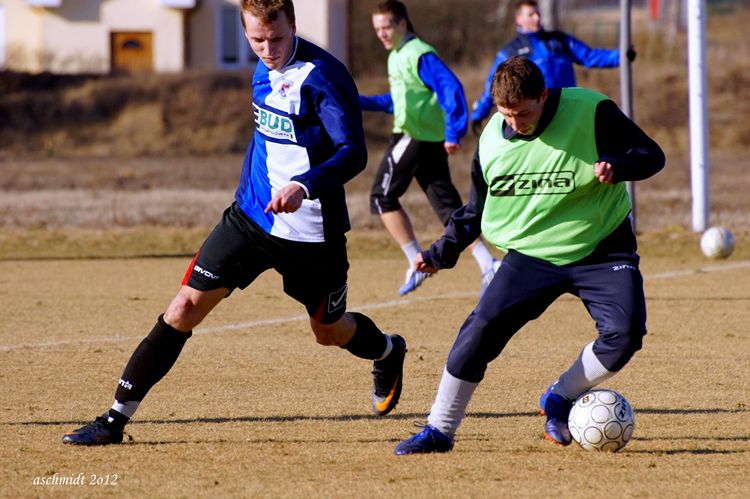 Mecz sparingowy - LKS Szubinianka Szubin - MGLKS Victoria Koronowo