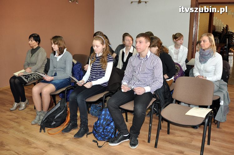 Turniej Recytatorski ?Strofka? - eliminacje gminne dla uczniów szkół gimnazjalnych