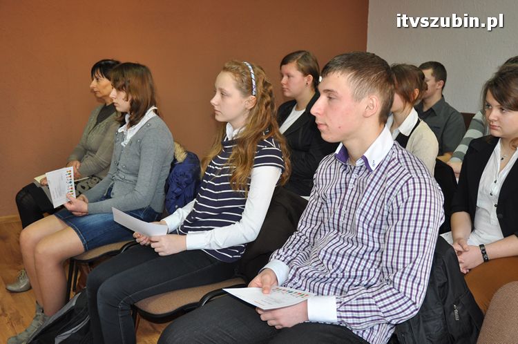 Turniej Recytatorski ?Strofka? - eliminacje gminne dla uczniów szkół gimnazjalnych