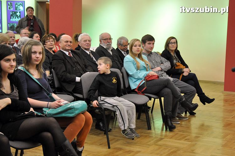 Projekt: KOBIETA w MZS