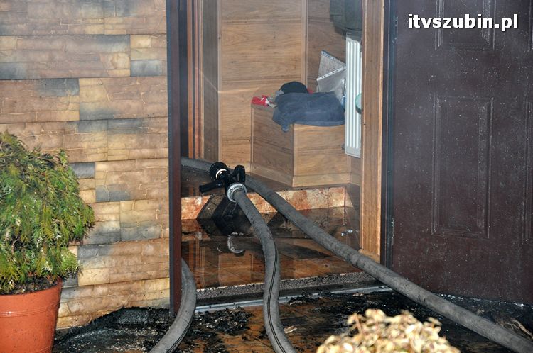 Pożar domu jednorodzinnego w Mąkoszynie