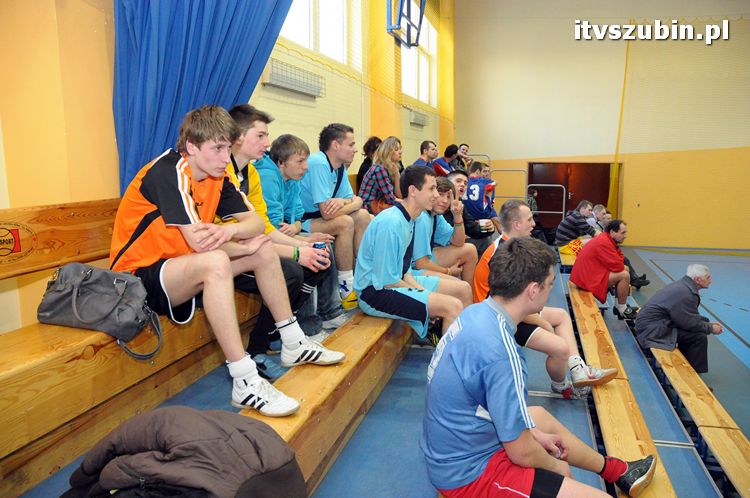 IV Turniej Halowy Piłki Nożnej o Puch LZS Gminy Szubin