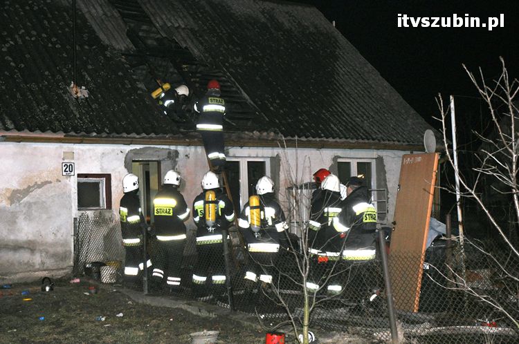 Pożar domu wielorodzinnego w Słupach