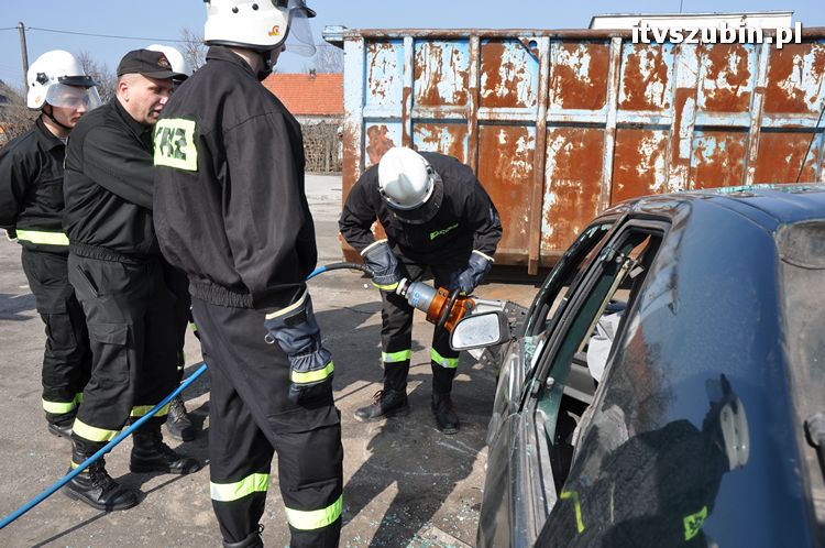 Szkolenie praktyczne z zakresu ratownictwa technicznego dla druhów OSP z terenu powiatu nakielskiego