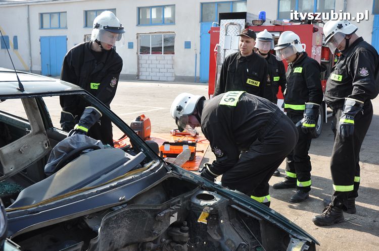 Szkolenie praktyczne z zakresu ratownictwa technicznego dla druhów OSP z terenu powiatu nakielskiego