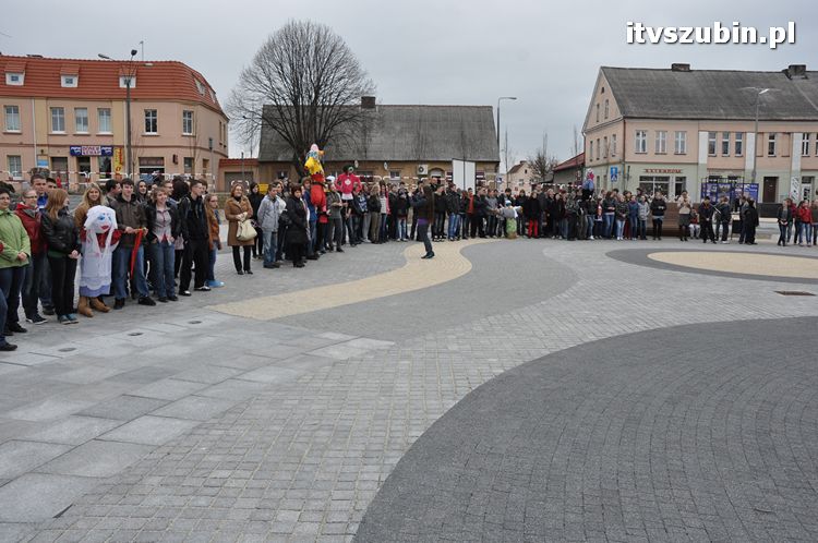 Gimnazjum nr 1 w Szubinie powitało wiosnę na wesoło