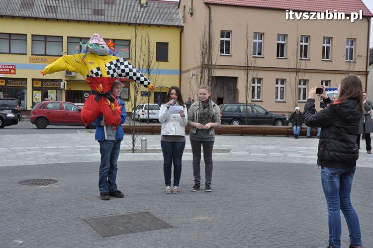Gimnazjum nr 1 w Szubinie powitało wiosnę na wesoło