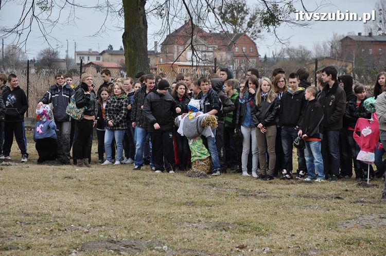 Gimnazjum nr 1 w Szubinie powitało wiosnę na wesoło
