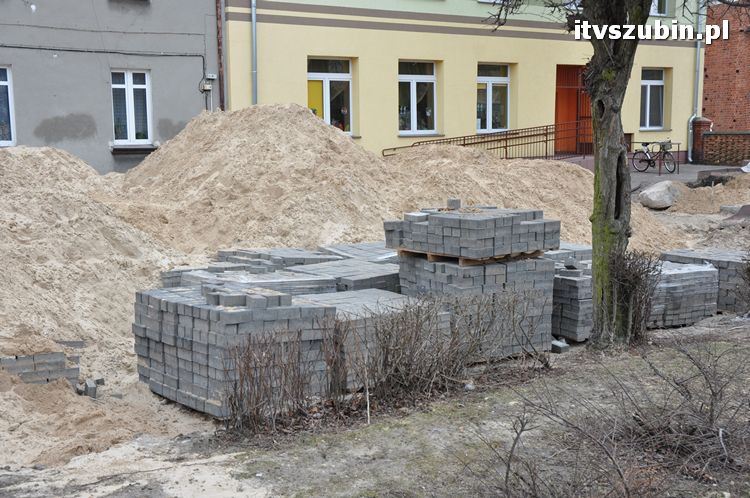 Dezorganizacja ruchu w okolicach szubińskiego rynku ciąg dalszy