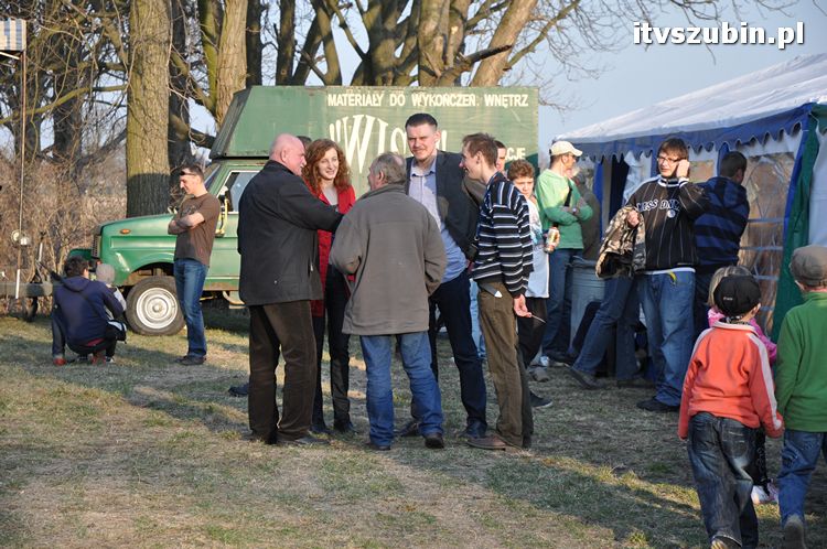 Powitanie wiosny przy ruinach szubińskiego zamku