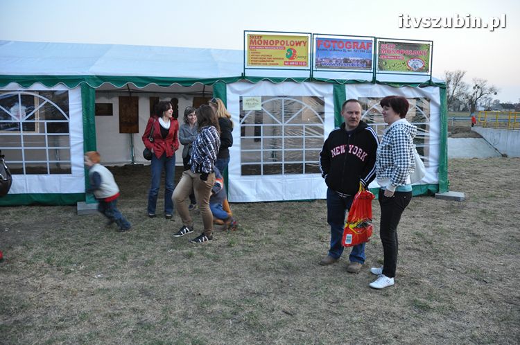 Powitanie wiosny przy ruinach szubińskiego zamku