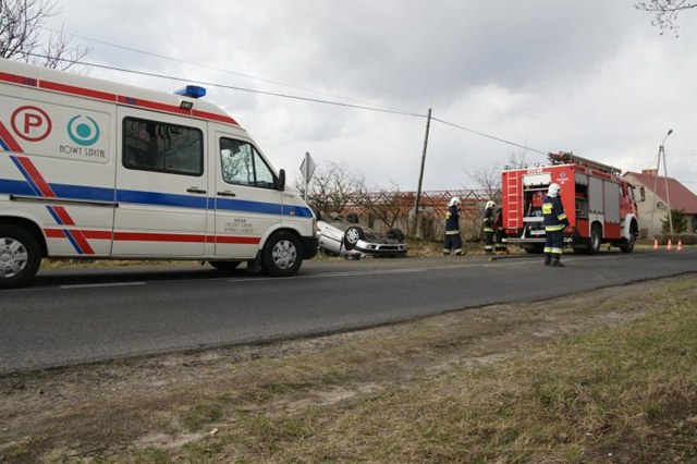 Wymusił pierwszeństwo ale mieszkańcy go bronili