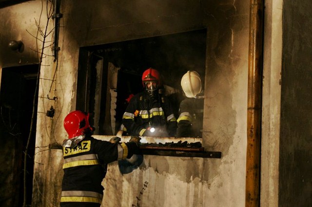 Nocny pożar w Szczepicach