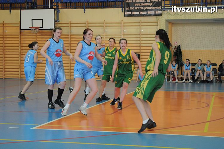 Baraże do ISOW 2012 w koszykówce kobiet rozegrano w Szubinie