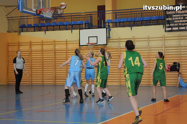 Baraże do ISOW 2012 w koszykówce kobiet rozegrano w Szubinie