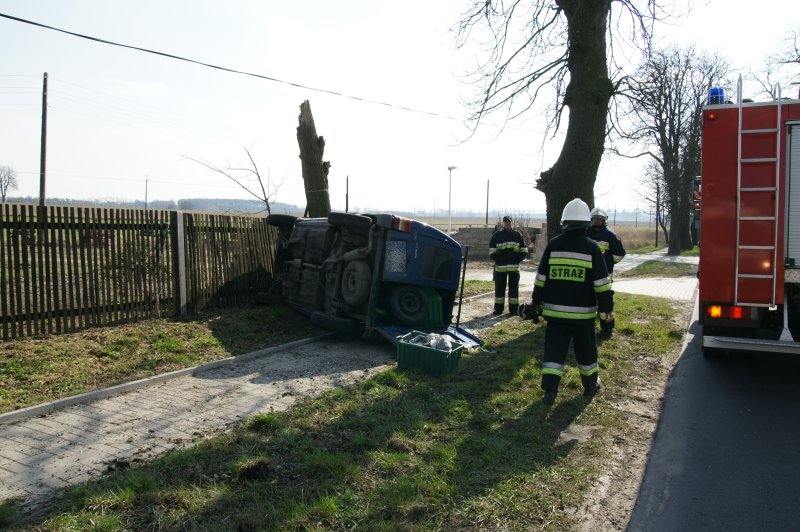 Dachowanie na ul. Poznańskiej w Kcyni