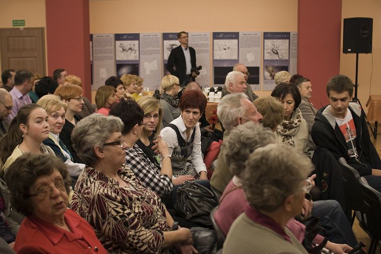 Spotkanie z Agatą Jagodzińską w szubińskim muzeum