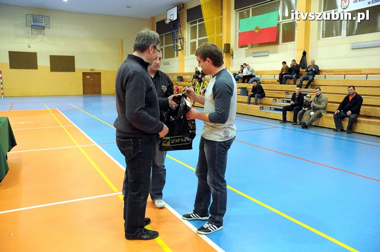 Zakończenie sezonu 2011/2012 - Szubińskiej Ligi Piłki Halowej 
